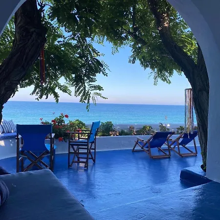Tatil Evi House On The